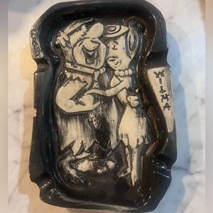 Vintage Hanna-barbera Fred and Wilma astray!